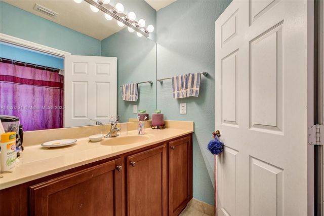 8956 SW 18th St 1106, Miramar, FL 33025