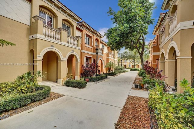 8956 SW 18th St 1106, Miramar, FL 33025