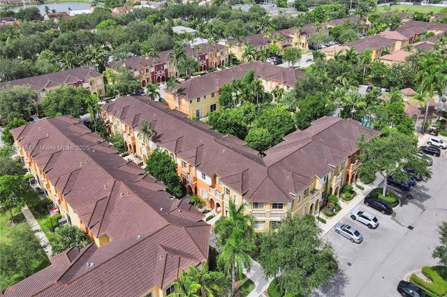 8956 SW 18th St 1106, Miramar, FL 33025