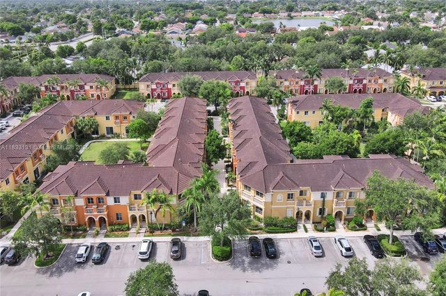 8956 SW 18th St 1106, Miramar, FL 33025