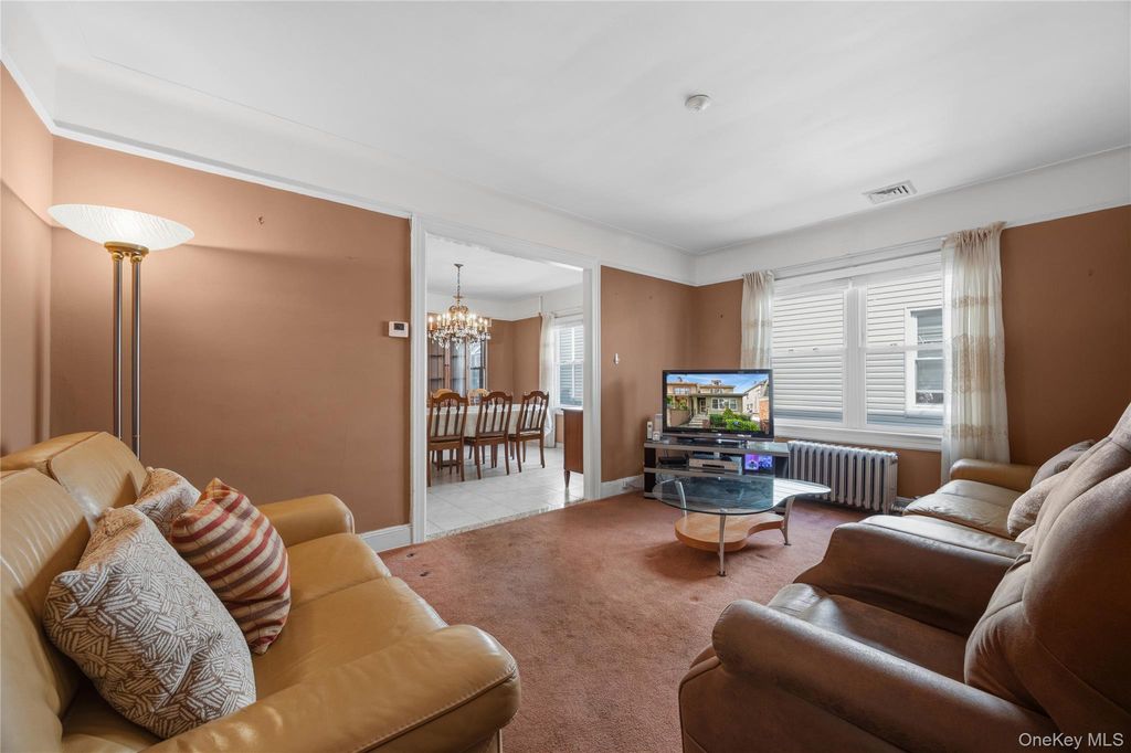 1659 Lurting Avenue, Bronx, NY 10461 — photo 4