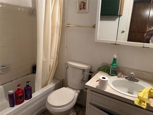 325 Cherryvale Road, Edmond, OK 73003