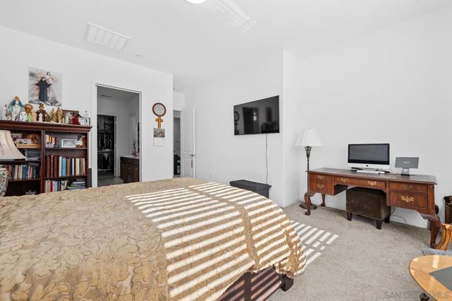 11885 Discovery Ct, Corona, CA 92883