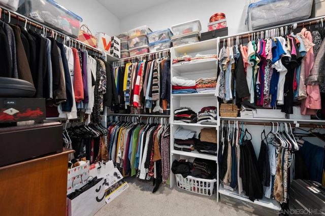 11885 Discovery Ct, Corona, CA 92883