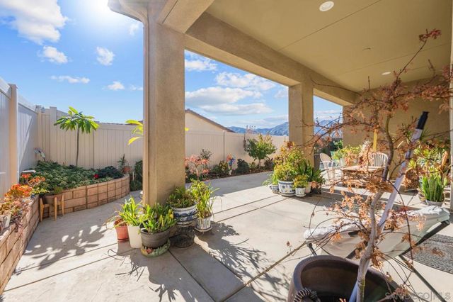 11885 Discovery Ct, Corona, CA 92883