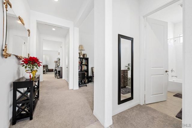 11885 Discovery Ct, Corona, CA 92883