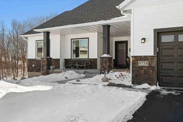 9758 Jordan Court NE, Hanover, MN 55341