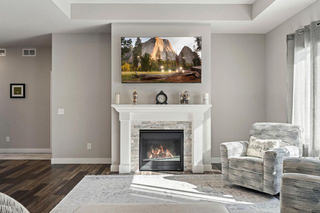 9758 Jordan Court NE, Hanover, MN 55341