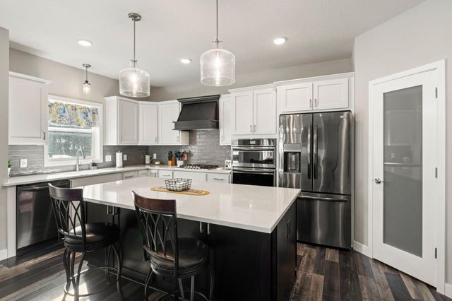 9758 Jordan Court NE, Hanover, MN 55341