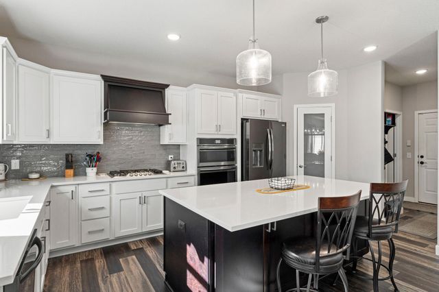 9758 Jordan Court NE, Hanover, MN 55341