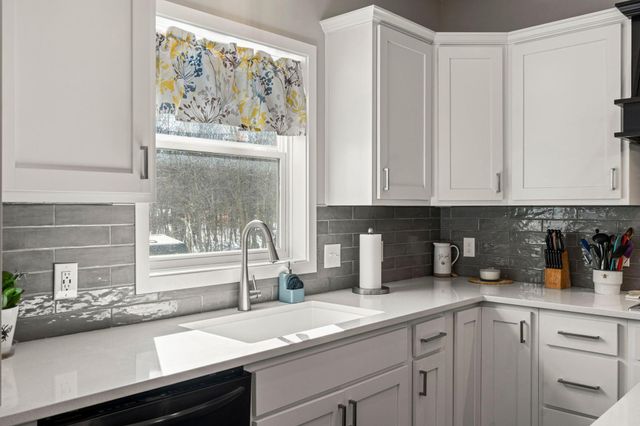 9758 Jordan Court NE, Hanover, MN 55341