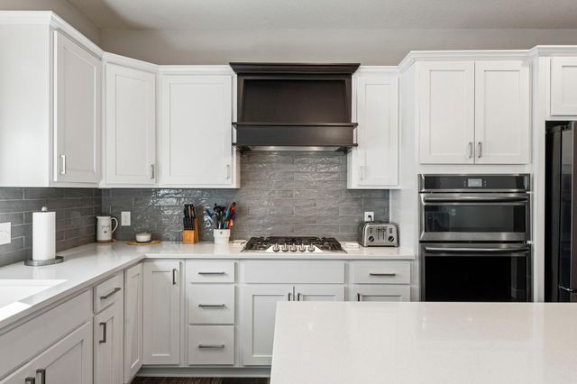 9758 Jordan Court NE, Hanover, MN 55341