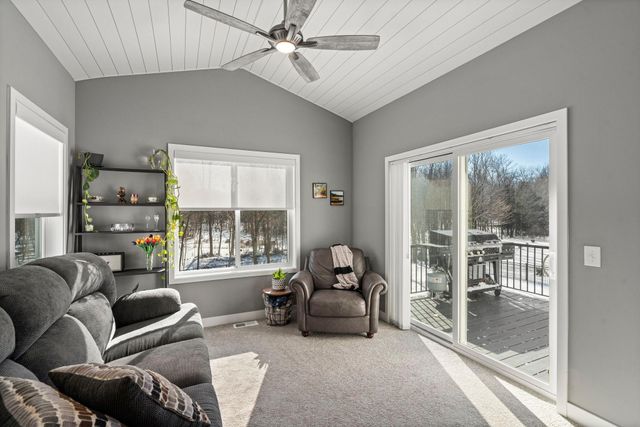 9758 Jordan Court NE, Hanover, MN 55341