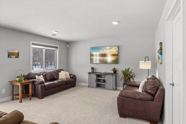 9758 Jordan Court NE, Hanover, MN 55341