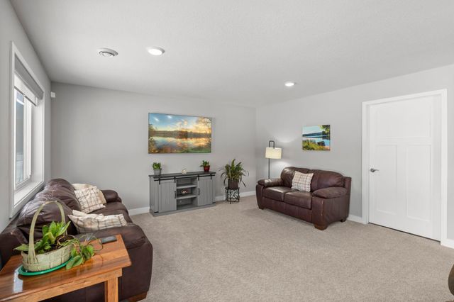 9758 Jordan Court NE, Hanover, MN 55341