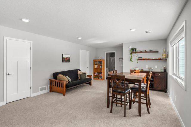 9758 Jordan Court NE, Hanover, MN 55341