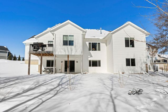 9758 Jordan Court NE, Hanover, MN 55341