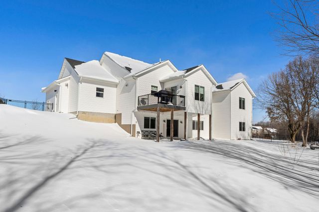 9758 Jordan Court NE, Hanover, MN 55341