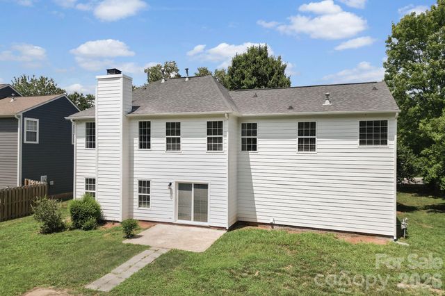 11343 Fox Hill Drive, Charlotte, NC 28269
