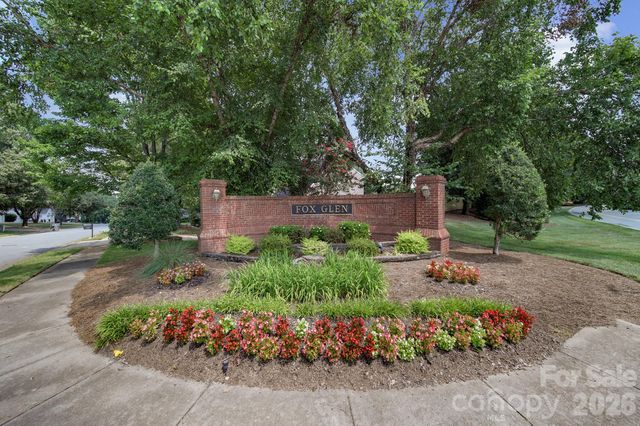 11343 Fox Hill Drive, Charlotte, NC 28269