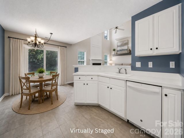 11343 Fox Hill Drive, Charlotte, NC 28269