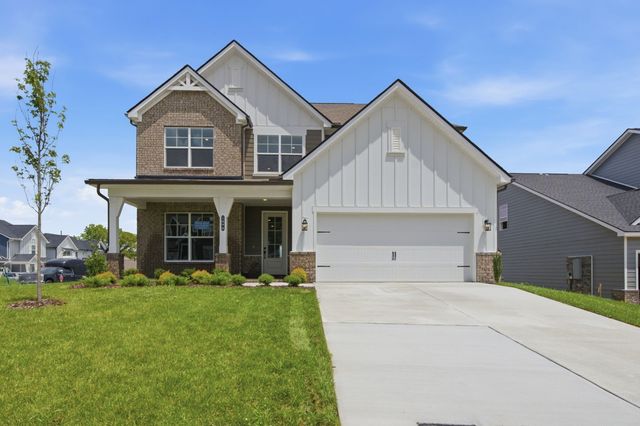 1096 Callaway Drive, Lebanon, TN 37087