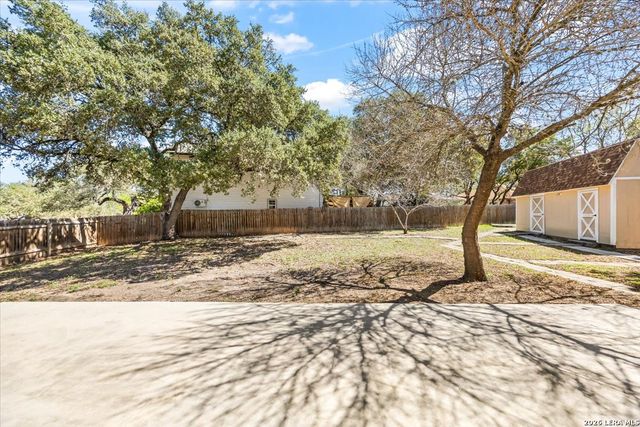 9206 Dancove Dr, San Antonio, TX 78250