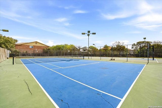 9206 Dancove Dr, San Antonio, TX 78250