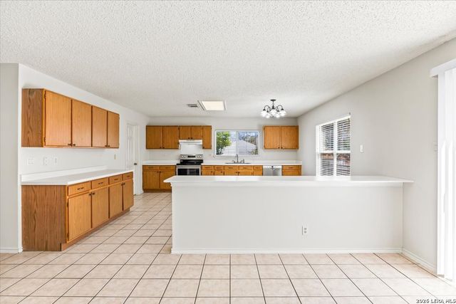 9206 Dancove Dr, San Antonio, TX 78250