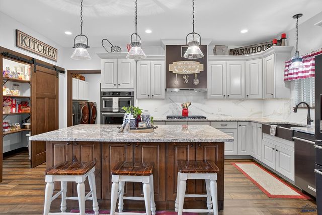 13504 FRONTIER LOOP, Piedmont, SD 57769