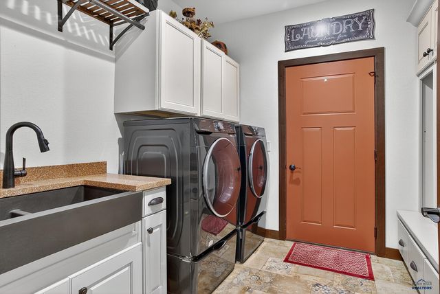 13504 FRONTIER LOOP, Piedmont, SD 57769