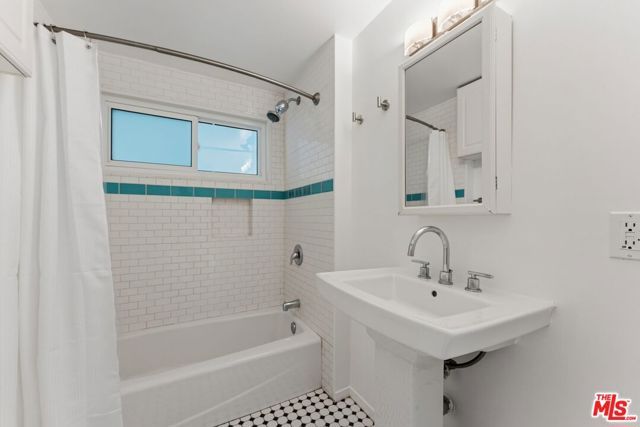 314 Culver Boulevard, Los Angeles, CA 90293