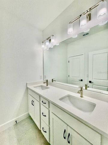 2031 WILD HERON COURT, Valrico, FL 33596