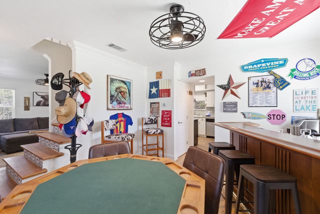 1205 Comanche Cove Drive, Granbury, TX 76048