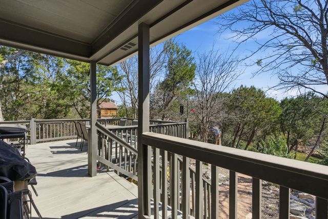 1205 Comanche Cove Drive, Granbury, TX 76048