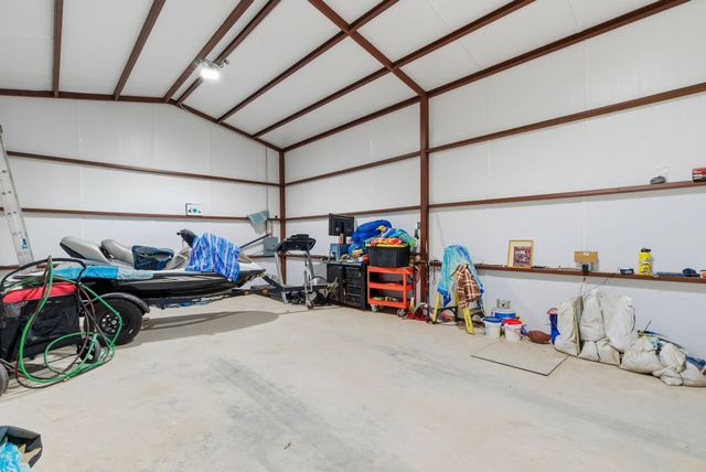 1205 Comanche Cove Drive, Granbury, TX 76048