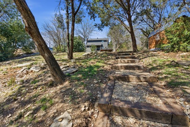 1205 Comanche Cove Drive, Granbury, TX 76048