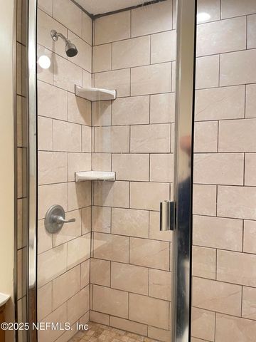 1717 LINDSEY Road, Jacksonville, FL 32221