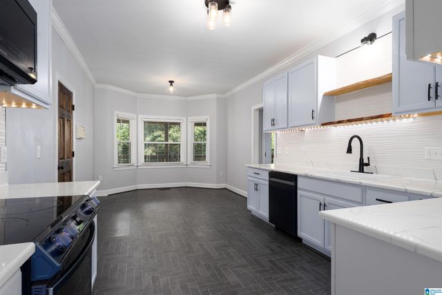 135 KINGSLEY ROAD, Alabaster, AL 35007