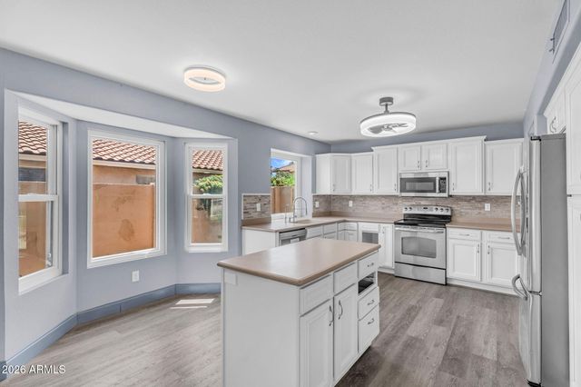 1575 S PENNINGTON Drive, Chandler, AZ 85286