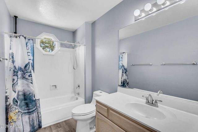 1575 S PENNINGTON Drive, Chandler, AZ 85286
