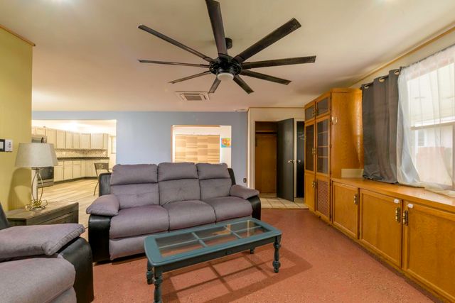 429 Colton Avenue 429 Colton Avenue, Bellefontaine, OH 43311
