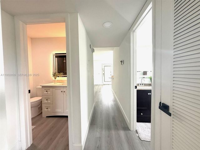 521 Normandy K 521, Delray Beach, FL 33484