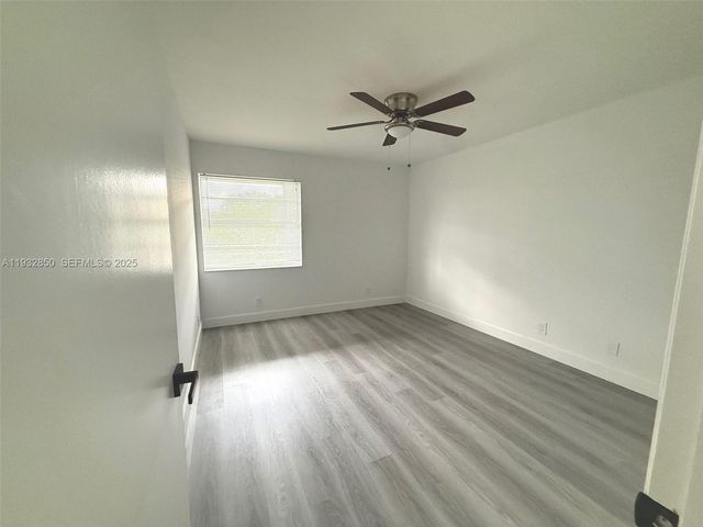 521 Normandy K 521, Delray Beach, FL 33484