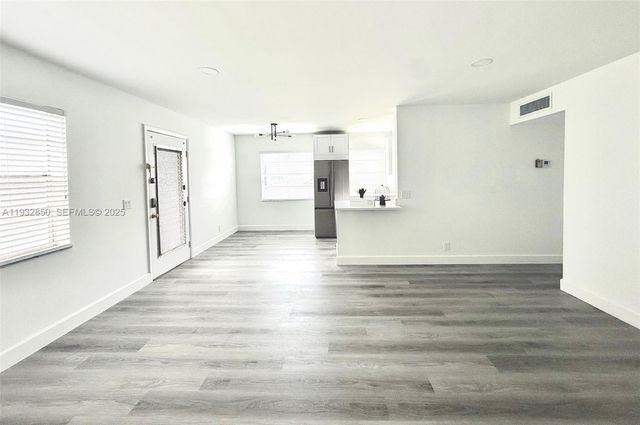 521 Normandy K 521, Delray Beach, FL 33484