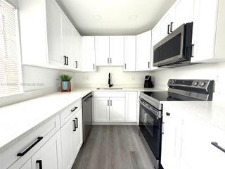 521 Normandy K 521, Delray Beach, FL 33484