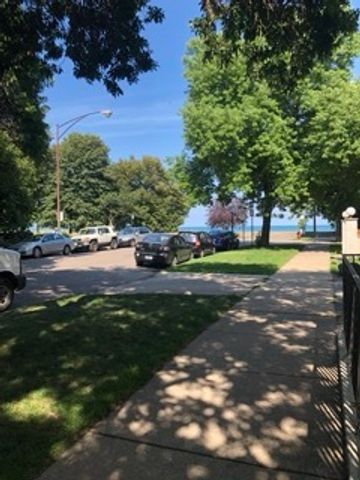 1101 W PRATT Boulevard 1W, Chicago, IL 60626