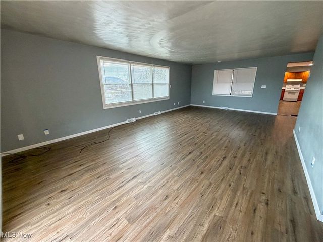 906 May Street, East Liverpool, OH 43920