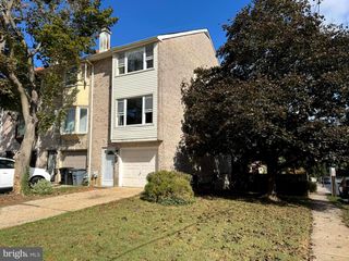 1301 SHALLCROSS AVE, Wilmington, DE 19806