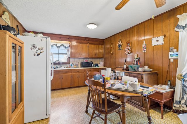 2992 Emery Rd, Murfreesboro, TN 37130